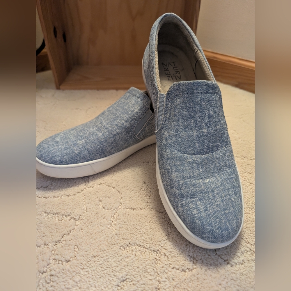 Naturalizer Slip-On Blue Shoes